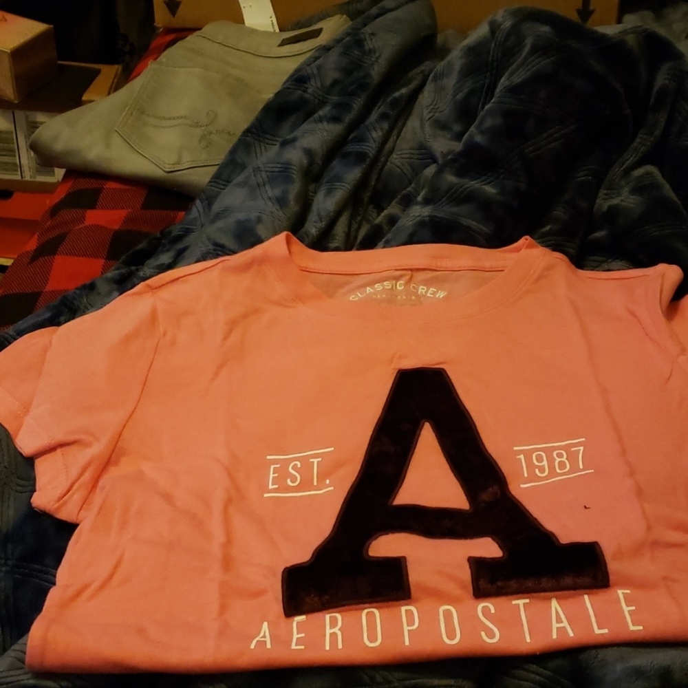 Women aeropostale tee